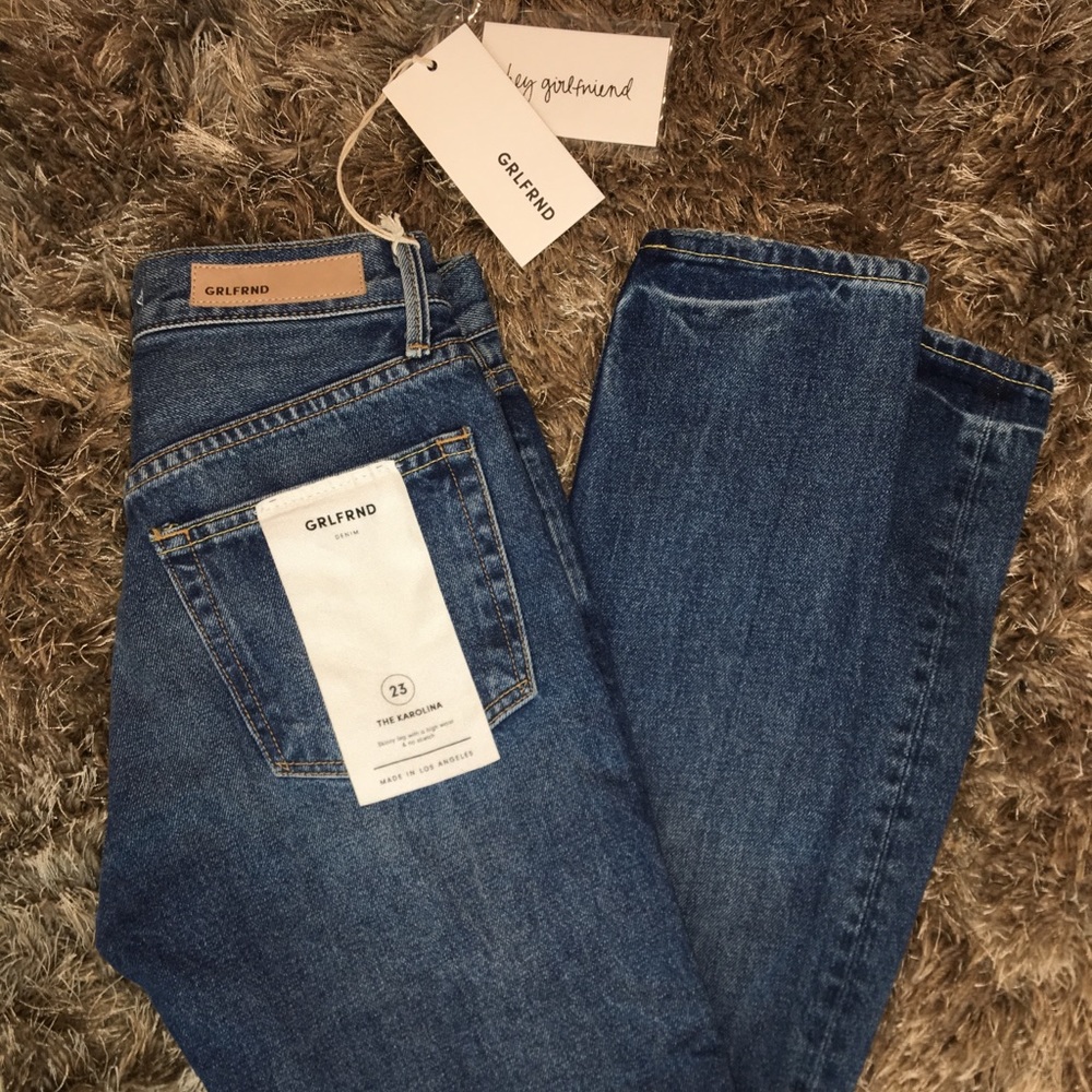 GRLFRND - The Karolina, high waisted jeans